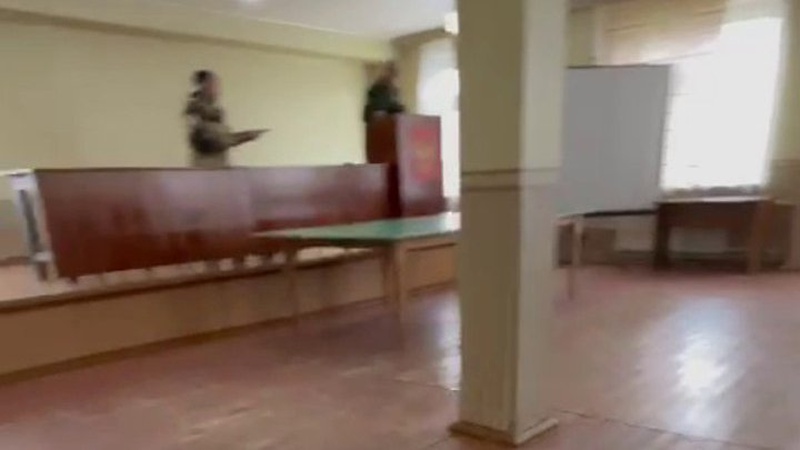 У військкоматі на росії розстріляли голову призовної комісії. ВІДЕО