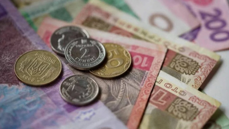 Правила виплат для переселенців з 1 березня зміняться: хто у списку на допомогу по-новому