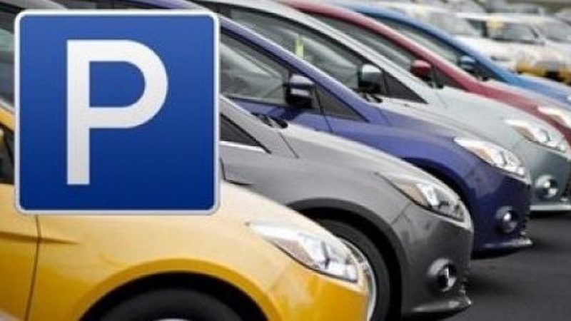 У луцькому парку облаштують парковку за 875 тисяч