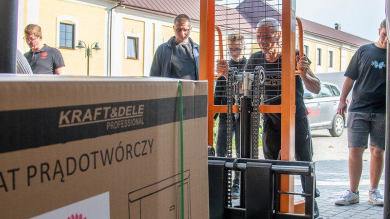 На Волині спецшколи та дитячий притулок отримали генератори від благодійників