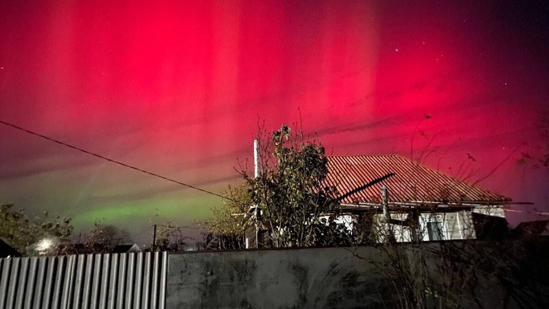 В небі над Україною з’явилося рідкісне природне явище