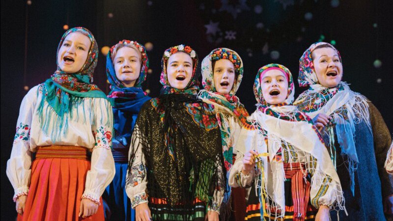 У фестивалі «Різдвяні піснеспіви» у Луцьку взяли участь 43 колективи. ФОТО