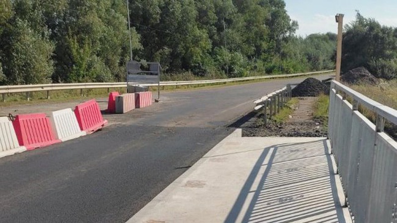 У Луцькому районі ремонтують міст: показали перші результати