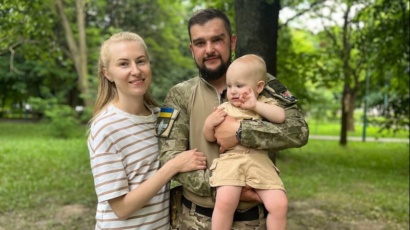 Командир відділення 100 омбр з Волині Денис Усанов розповів, як його двічі врятував шолом