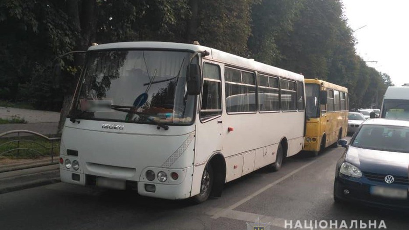 У Луцьку зіткнулися дві маршрутки: є постраждалі