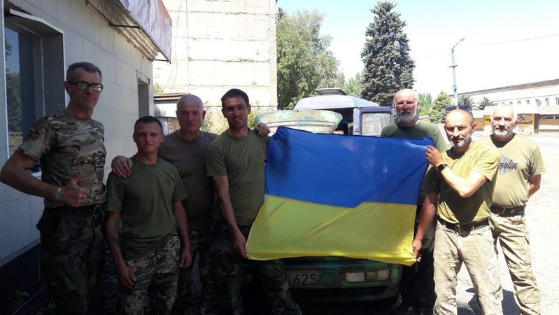 Щотижня на «передову»: історія водія-волонтера з Луцька