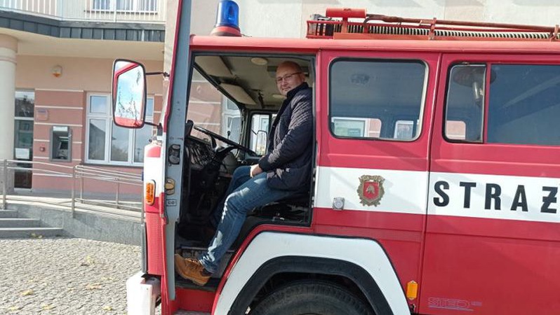 Громаді на Волині поляки подарували пожежний автомобіль