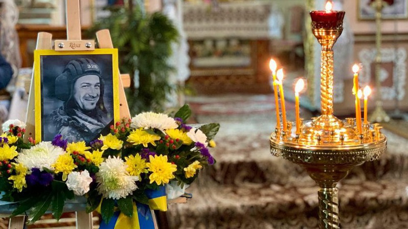 На Волині попрощалися з танкістом, полеглим у боях за Київщину майже два роки тому