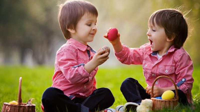 Чи посилять карантин на Великдень і травневі свята: що відомо