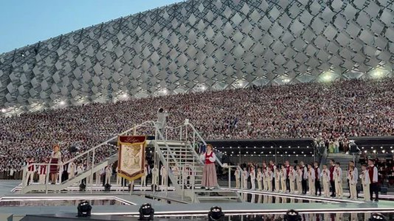 У Латвії гімн України співав 16-тисячний хор. ВІДЕО