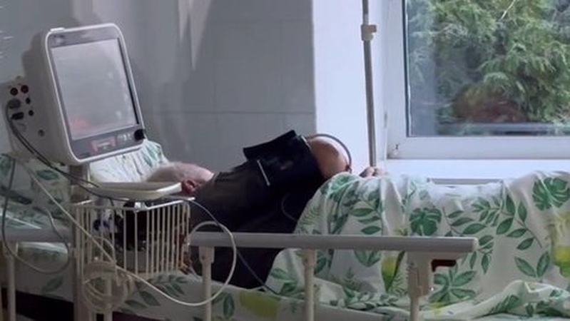 Побитого комунальника з Нововолинська перевезли до лікарні в Луцьку