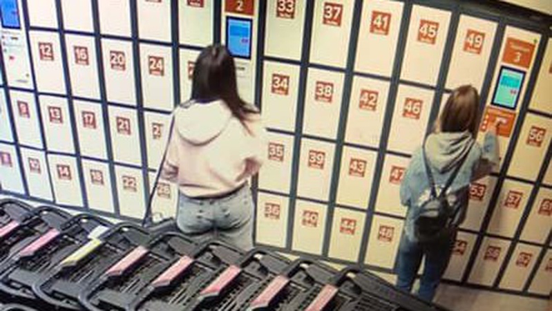 У Луцьку двоє дівчат поцупили з камер схову чималу суму грошей