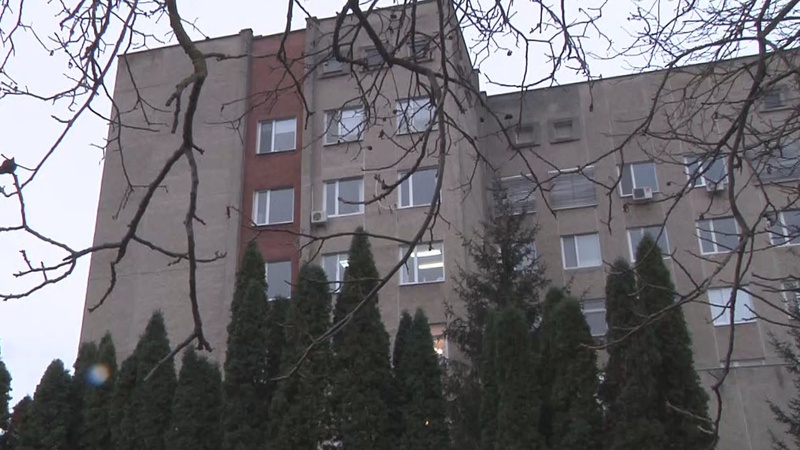 Хочуть закрити «ковідні» госпіталі в Боголюбах і луцькому пологовому