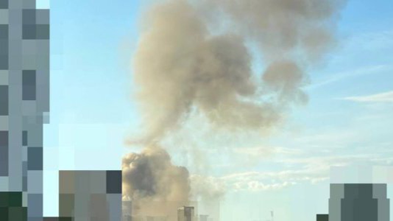 У Києві пролунали вибухи: з будинків евакуюють мешканців