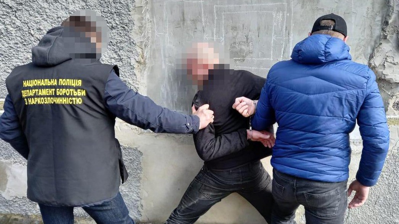 На Волині поліція затримала збувача марихуани