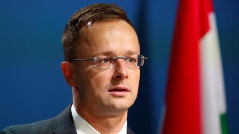 Угорщина погрожує заблокувати санкції ЄС: названо причину