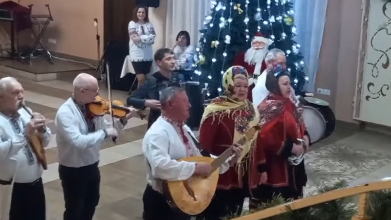 «Волинський народний хор», що гастролює Луцьком, виявився несправжнім