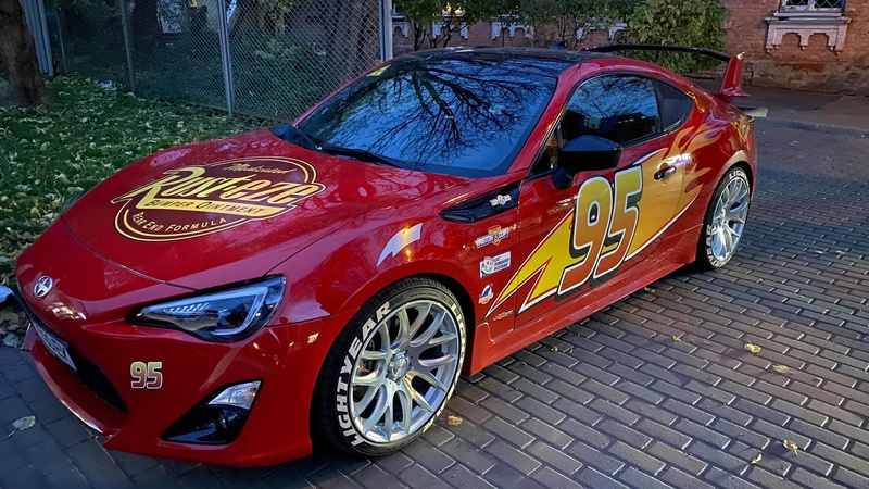 «Блискавка Маквін» їздить у Рівному