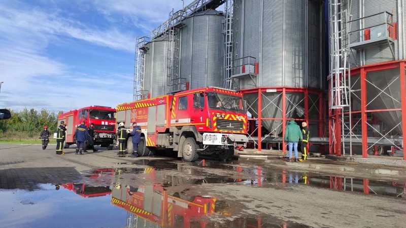 У Луцькому районі горіла сушильна камера. ВІДЕО