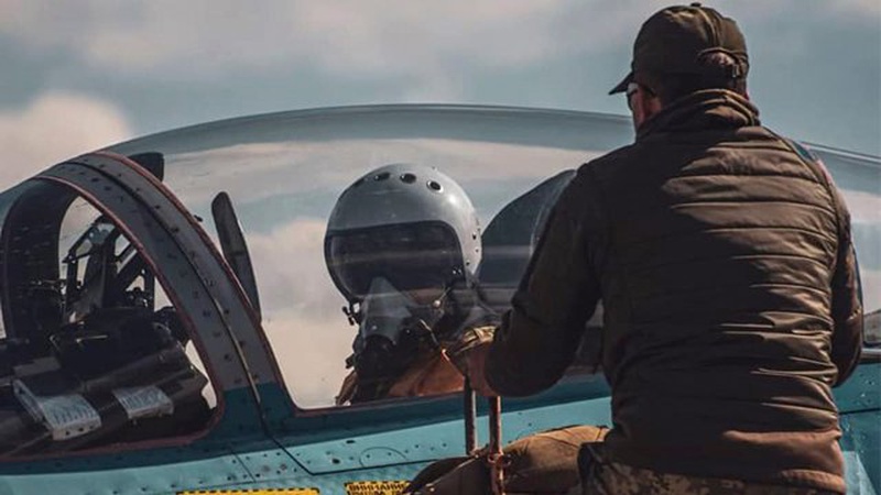 За пів року звання Героя України отримали 18 військових льотчиків