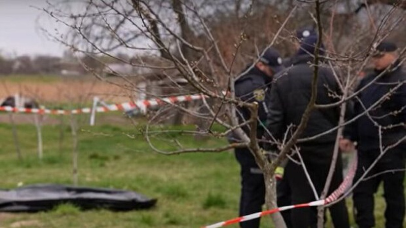 «Мають ознаки катування»: на Київщині знайшли ще одне масове захоронення жертв окупантів