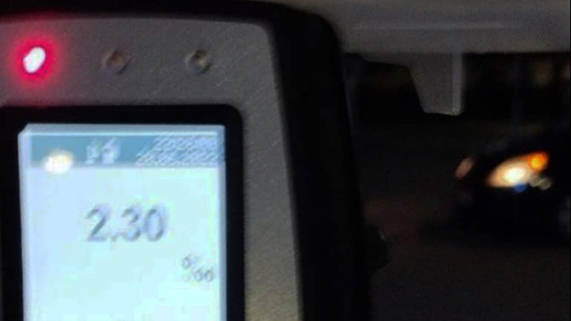 У Луцьку перехожі викликали копів й пожалілися на п’яного водія