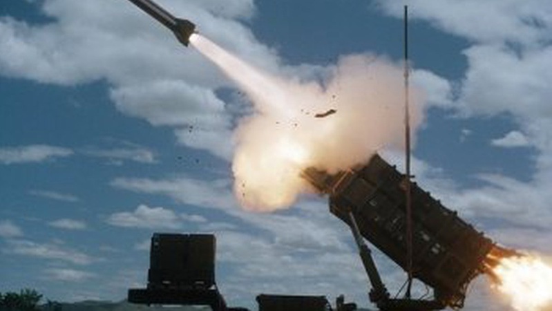 Пхеньян запускає балістичні ракети проти Японії – США заступається і при цьому «наїжджає» на РФ