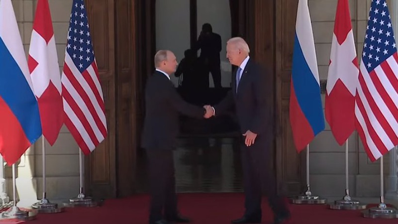 Тривають перемовини Байдена з Путіним. ВІДЕО