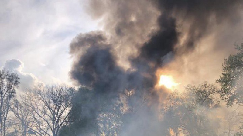 росіяни обстріляли з артилерії село на Сумщині, двоє загиблих