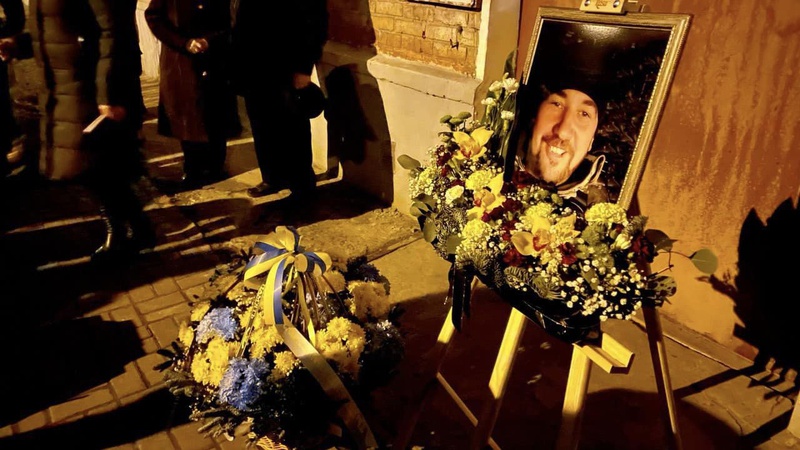 Нововолинськ попрощався із полеглим захисником України Володимиром Степанюком