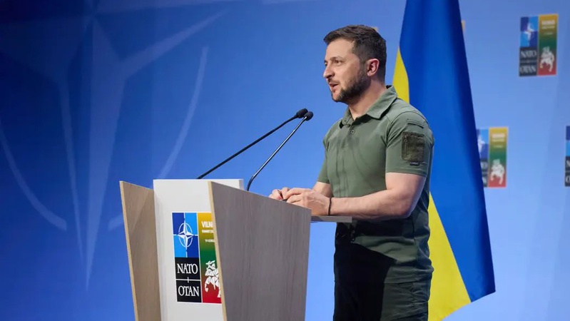 Вірю, що через рік війна закінчиться, – Зеленський