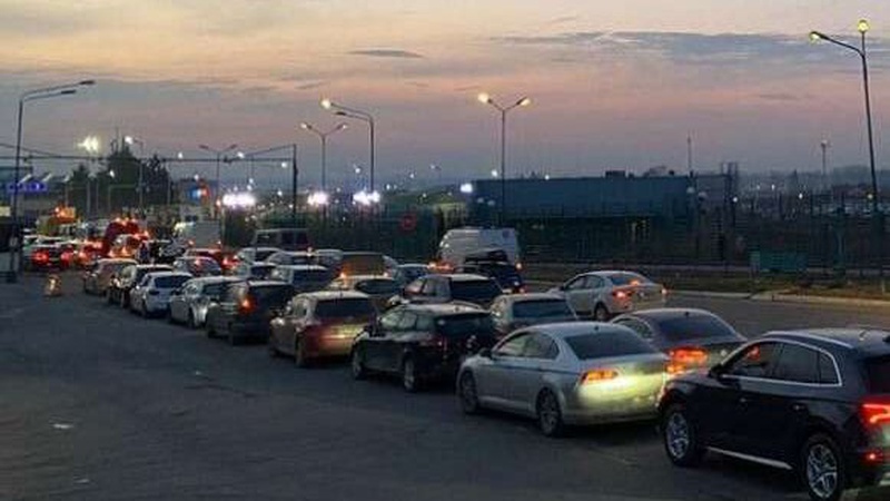 Прикордонна служба: українці активно продовжують повертатися на Батьківщину