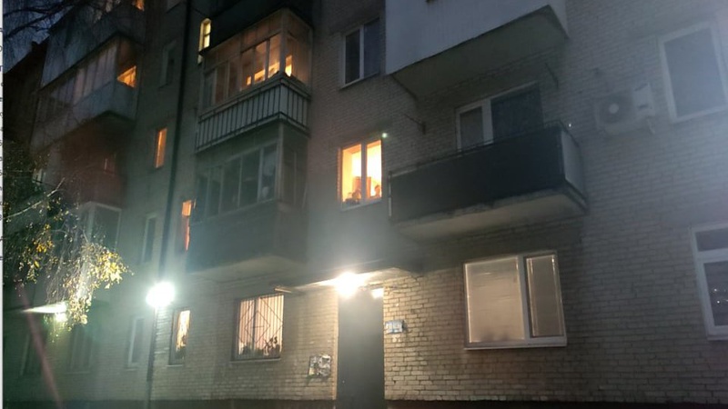 У Луцьку спецназ увірвався в квартиру і перевернув усе догори дриґом. ВІДЕО