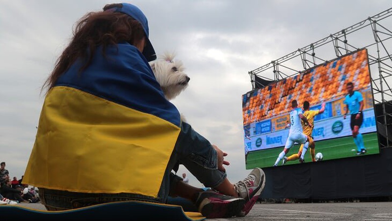 У Луцьку облаштували фан-зону Євро-2020