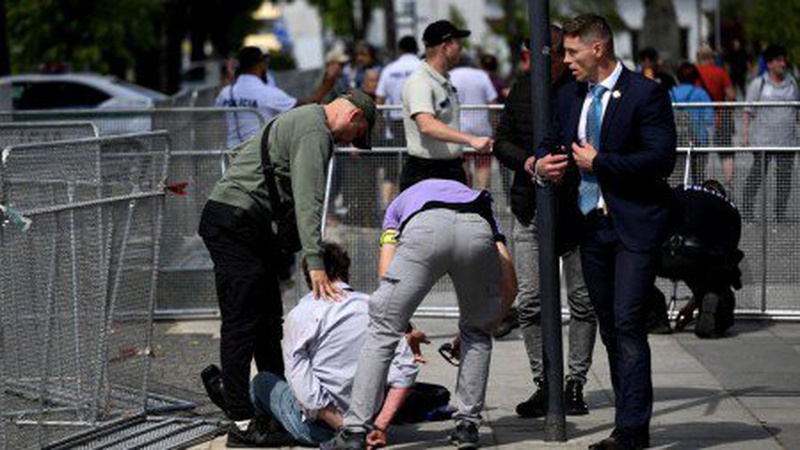 Напад на прем’єра Словаччини Фіцо перекваліфікували на терористичний акт
