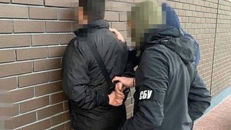 Затриманий на хабарі волинський посадовець відсудив у держави майже 1,5 мільйона гривень