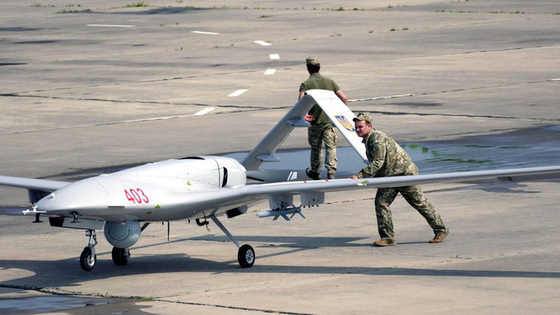 Луцький режисер дотепно відповів тим, кому не подобається назва «Байрактар»