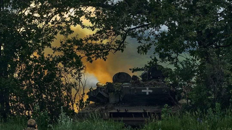 На пʼятьох напрямках відбулося 36 бойових зіткнень, - Генштаб