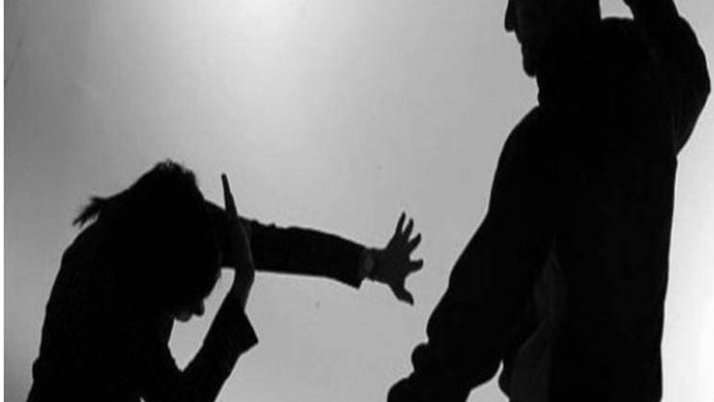 Принижував та залякував: волинянин постане перед судом за домашнє насильство