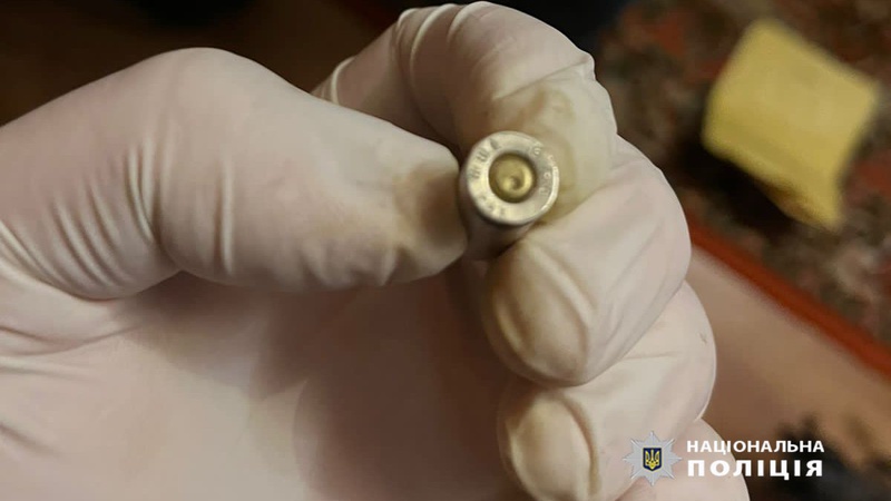 На Волині затримали торговця переробленої вогнепальної зброї