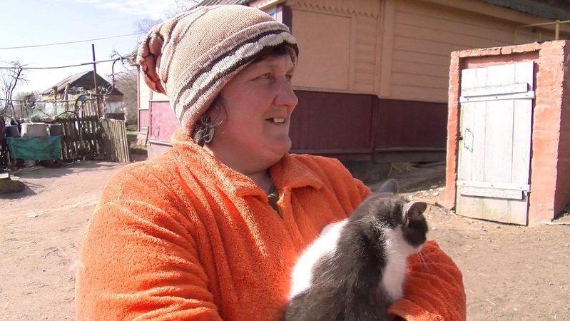 Відстріл лисиць під забороною, тому хвороба шириться: на Волині від сказу вакцинують людей та тварин