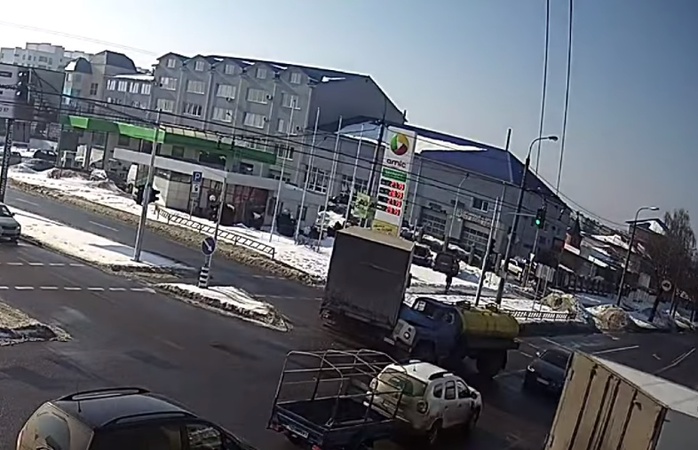 Як камери у Луцьку допомагають визначити винуватця ДТП. ВІДЕО