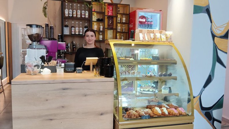Переселенка з Маріуполя відкрила в Луцьку кав’ярню