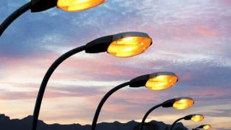 Чому у Луцьку в темну пору не вимикатимуть вуличне освітлення