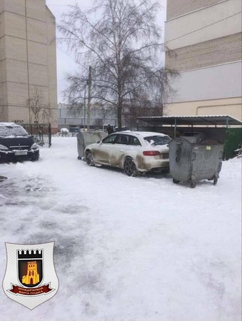 Луцькі муніципали штрафуватимуть водіїв, які паркуються біля смітників