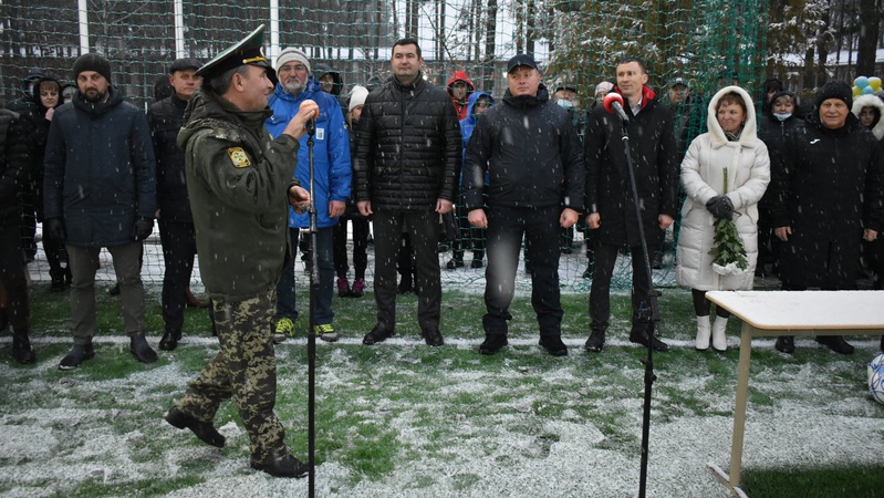 У Волинському військовому ліцеї відкрили реконструйований навчальний комплекс і новий спортмайданчик. ФОТО