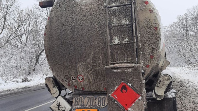 На Волині патрульні виявили порушення перевезення небезпечних вантажів