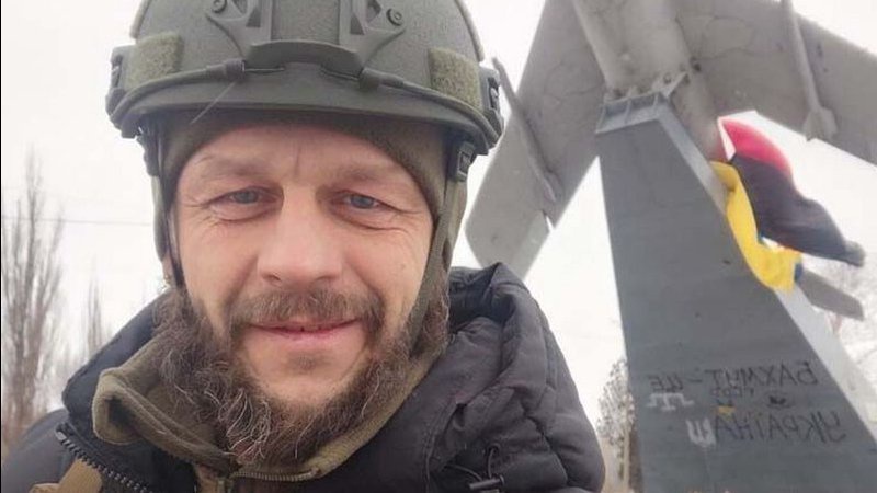 На другий день війни вже допомагав біженцям, - історія волонтера-капелана з Волині