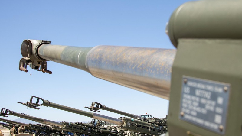 Канада передасть Україні стволи для гаубиць M777