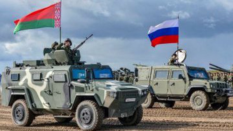 У білорусі знову продовжили військові навчання